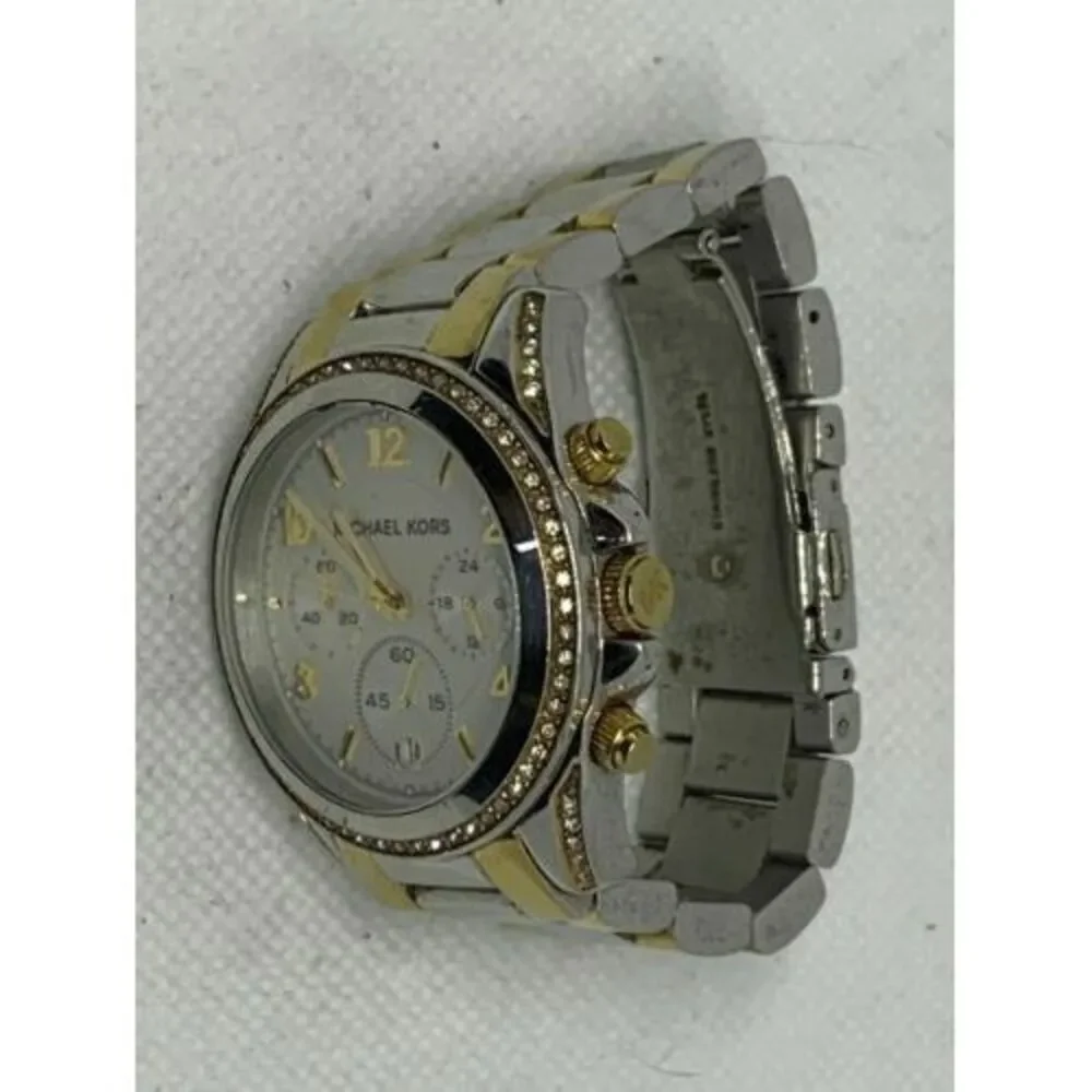 Michael Kors MK5685 Women's Watch Chronograph Stainless Steel 39mm Analog B835